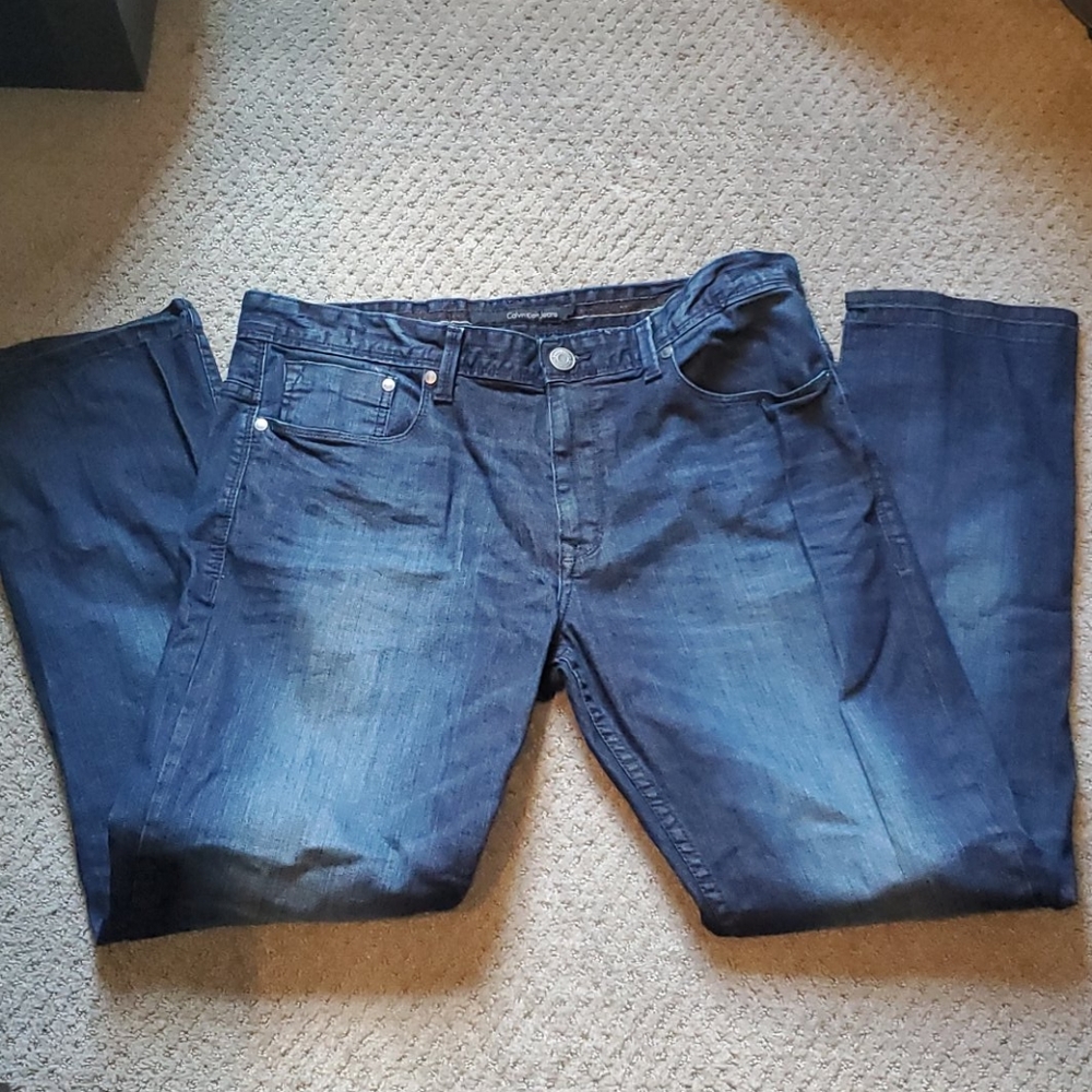 NEW Calvin Klein Slim Straight low-rise jeans NWoT